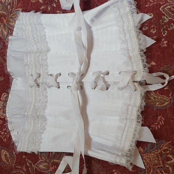 NWT- Fox & Royal Strapless Wedding Corset - Picture 4 of 6